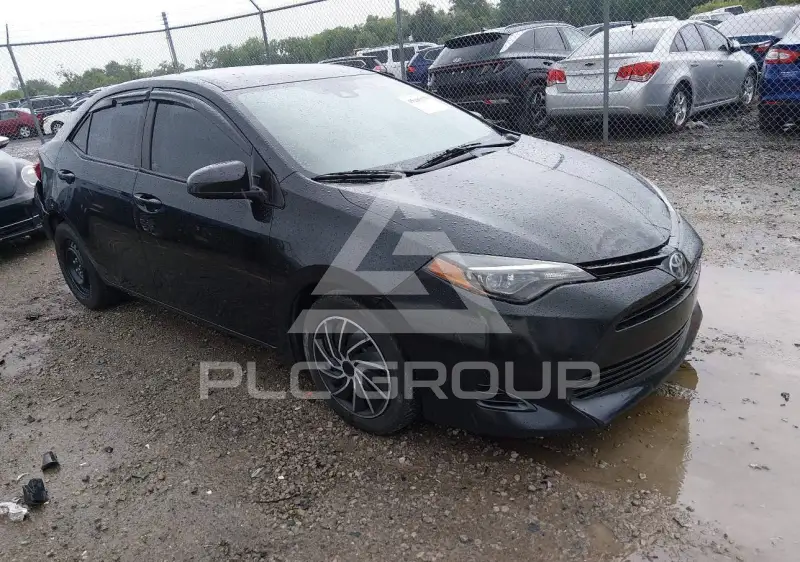 2017 Toyota COROLLA фото