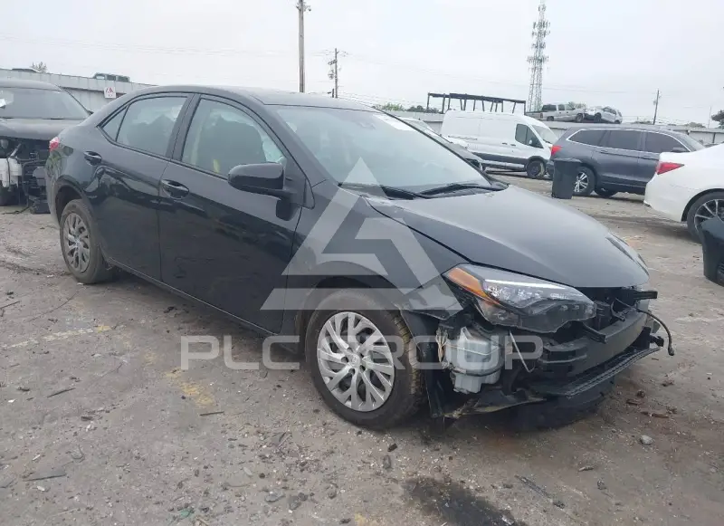 2017 Toyota COROLLA фото