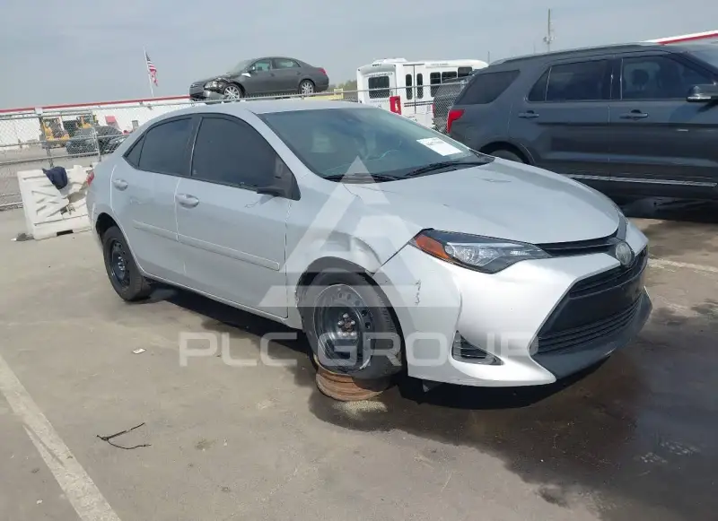 2017 Toyota COROLLA фото