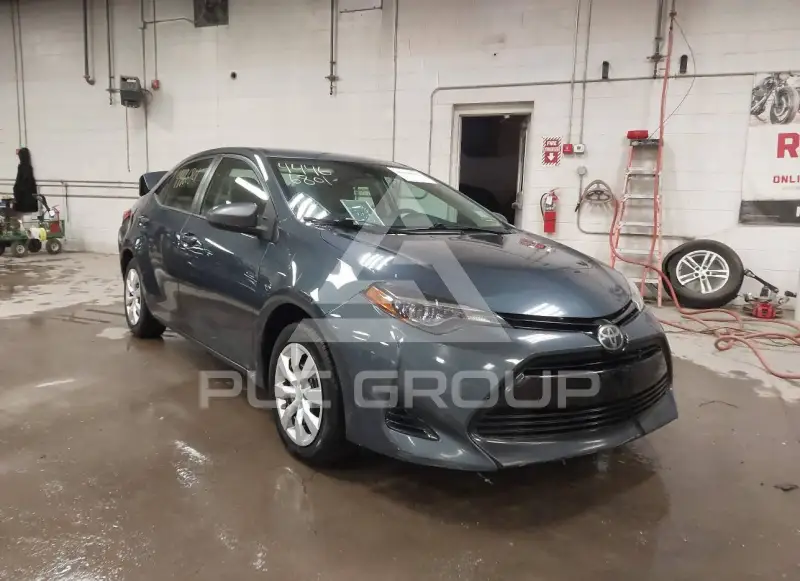 2017 Toyota COROLLA фото