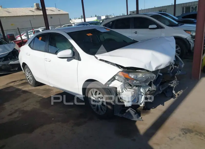 2017 Toyota COROLLA фото