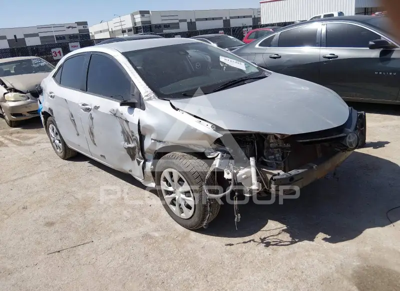 2017 Toyota COROLLA фото