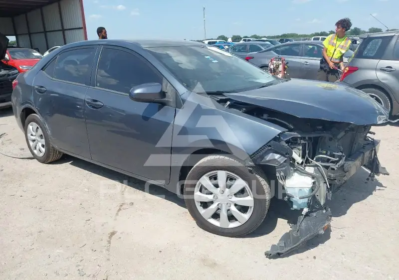 2017 Toyota COROLLA фото