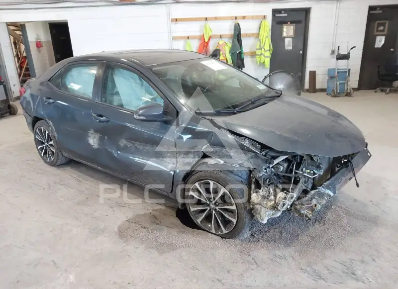 2017 Toyota COROLLA фото