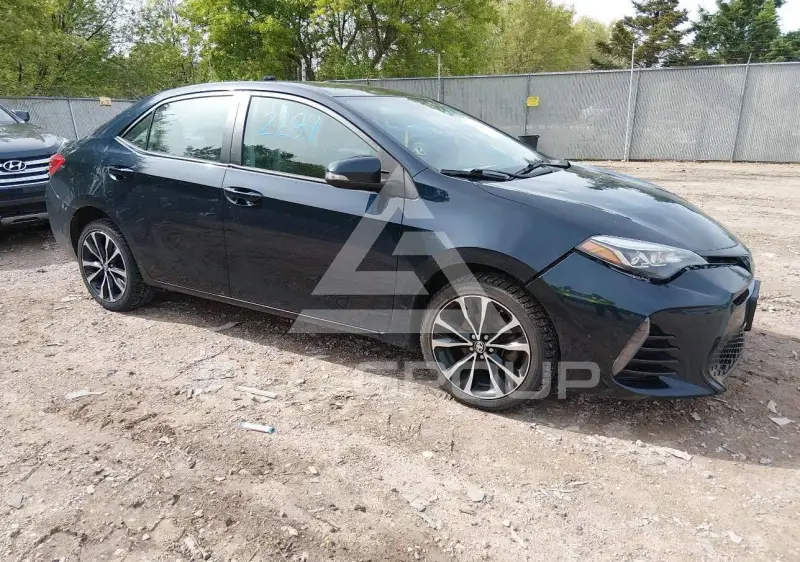 2017 Toyota COROLLA фото