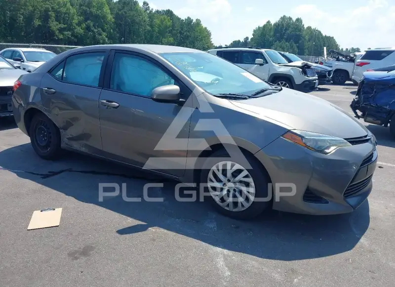 2017 Toyota COROLLA фото
