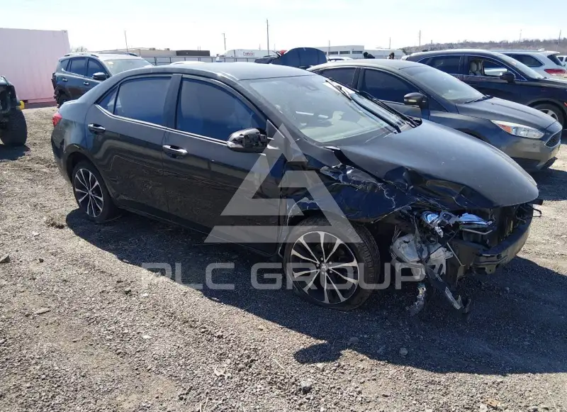 2017 Toyota COROLLA фото