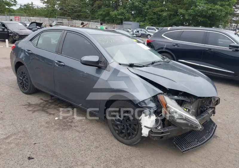 2017 Toyota COROLLA фото