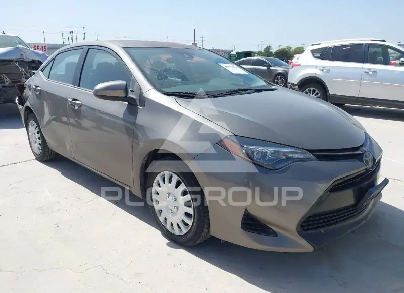 2017 Toyota COROLLA фото