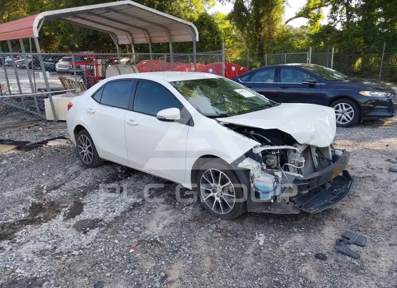2017 Toyota COROLLA фото
