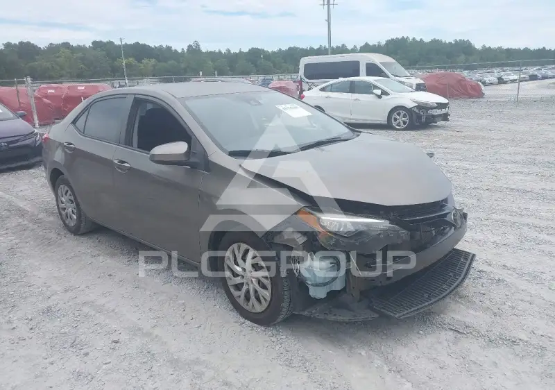 2017 Toyota COROLLA фото