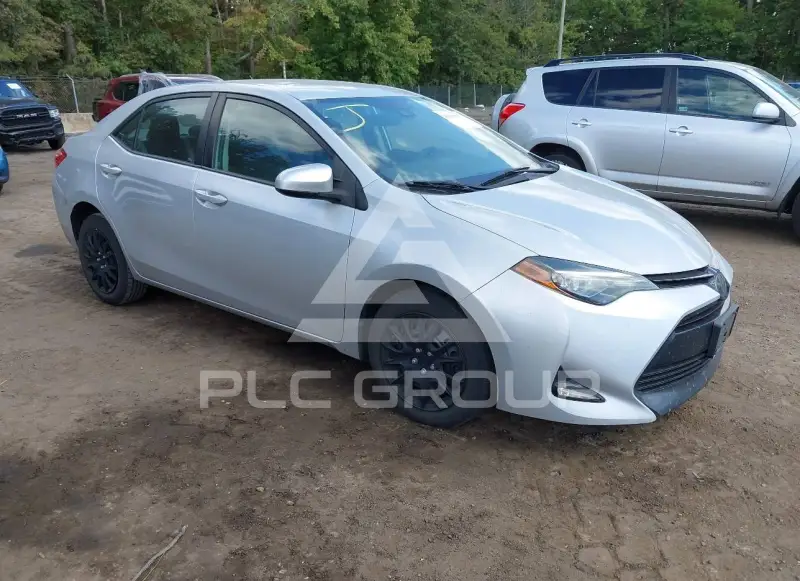 2017 Toyota COROLLA фото