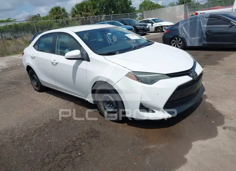 2017 Toyota COROLLA фото