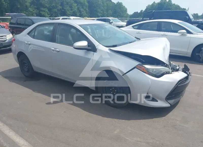 2017 Toyota COROLLA фото