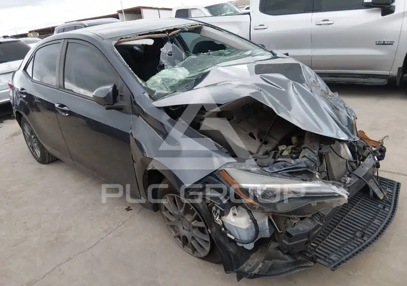 2017 Toyota COROLLA фото