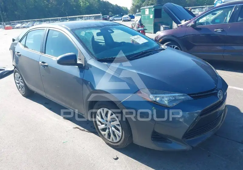 2017 Toyota COROLLA фото