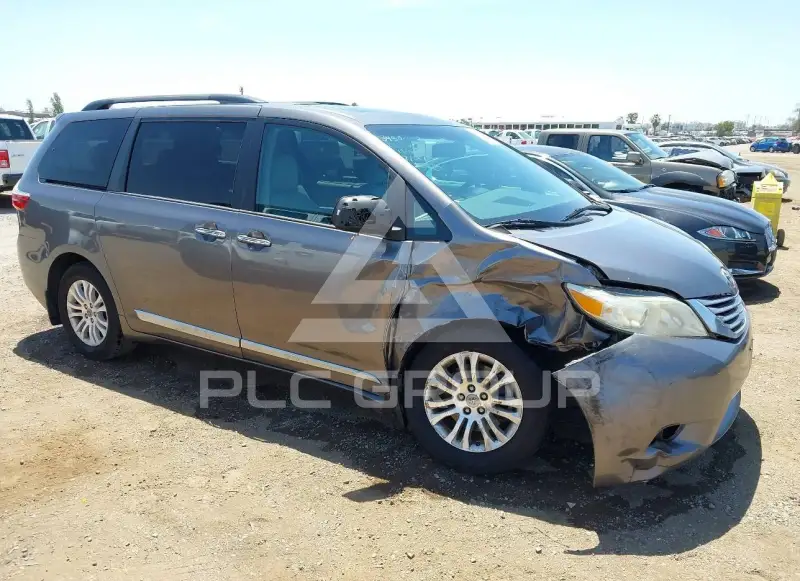 2017 Toyota SIENNA фото