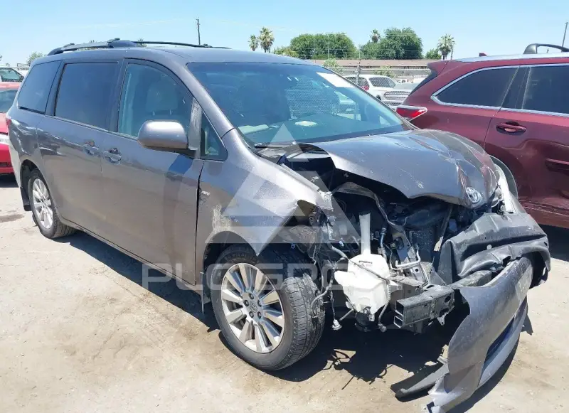 2017 Toyota SIENNA фото