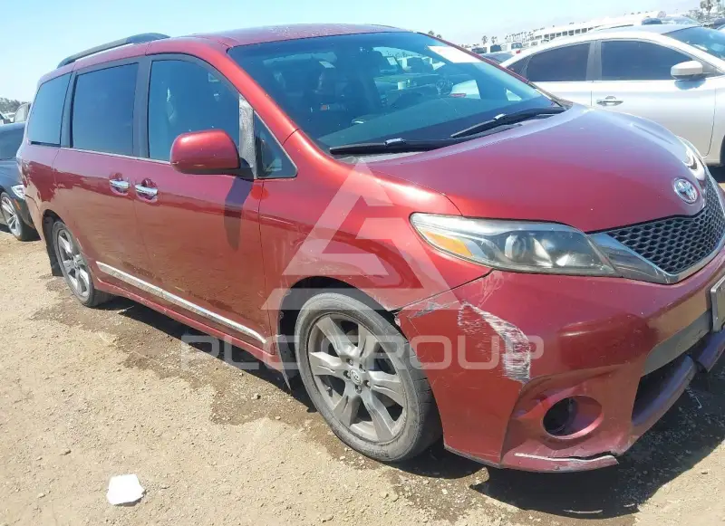2017 Toyota SIENNA фото