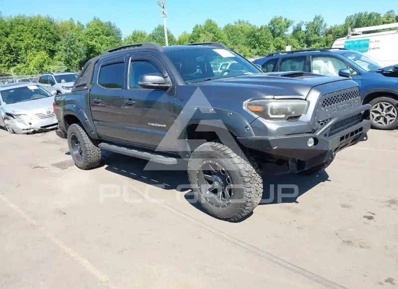 2017 Toyota TACOMA фото