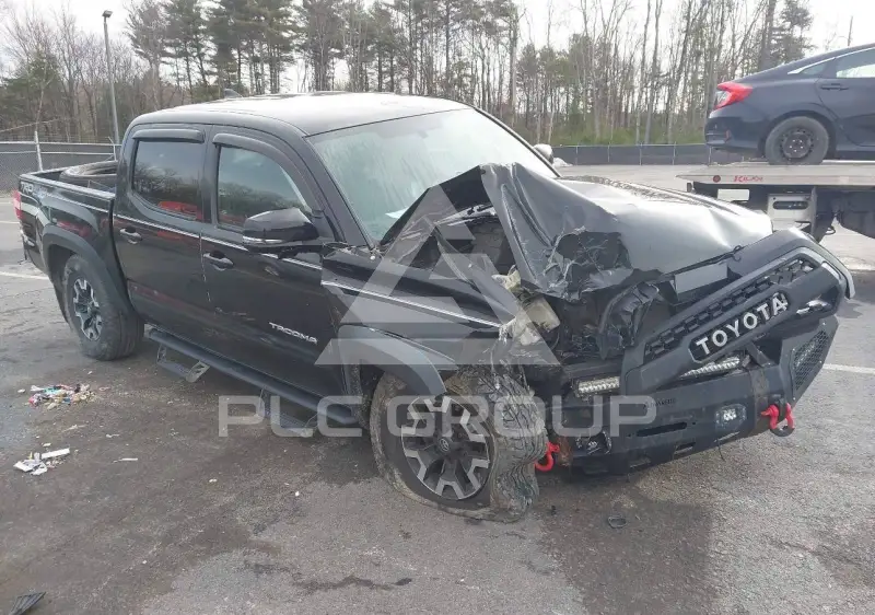 2017 Toyota TACOMA photo