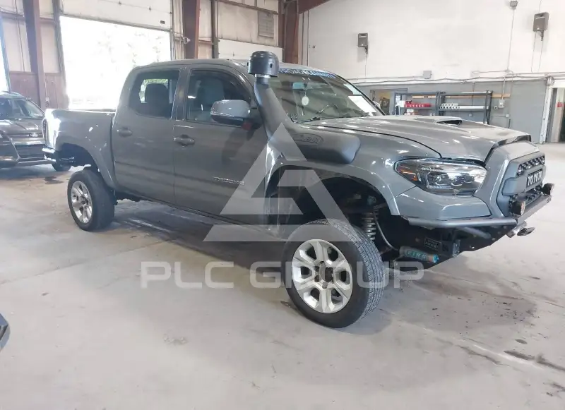 2017 Toyota TACOMA фото