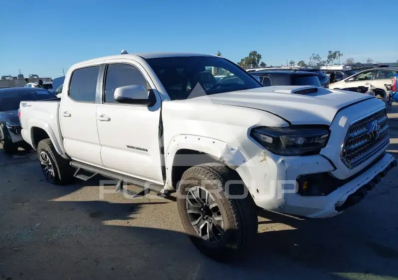 2017 Toyota TACOMA photo