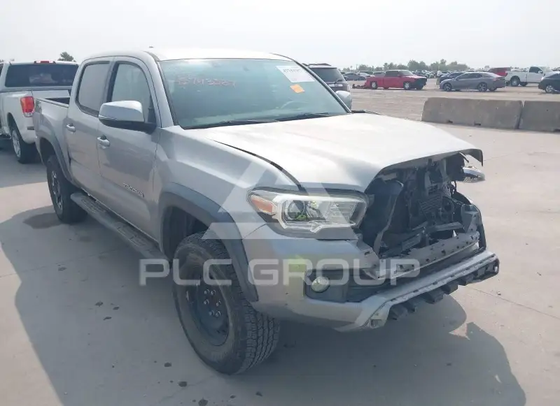 2017 Toyota TACOMA photo