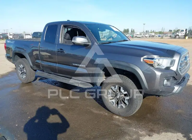 2017 Toyota TACOMA photo