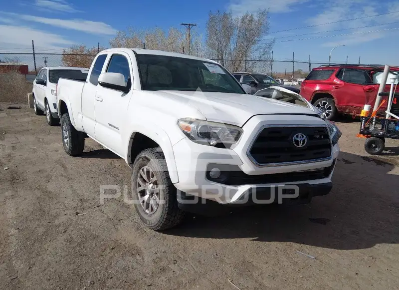 2017 Toyota TACOMA photo