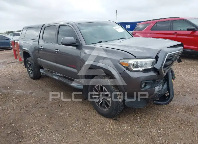2017 Toyota TACOMA photo
