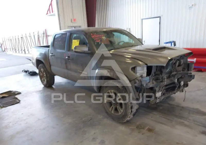 2017 Toyota TACOMA photo