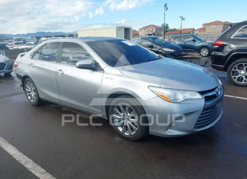 2017 Toyota CAMRY фото