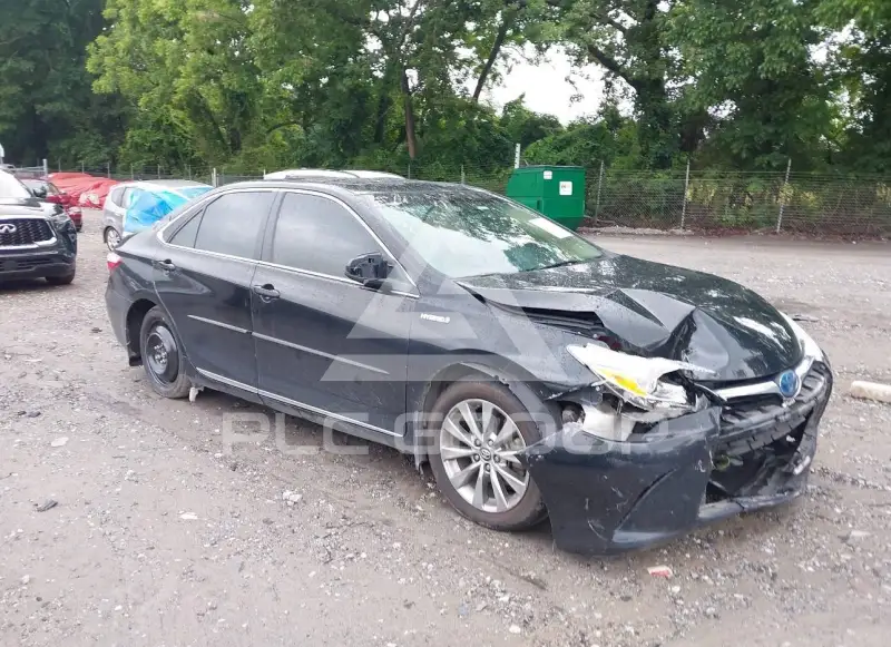 2017 Toyota CAMRY фото