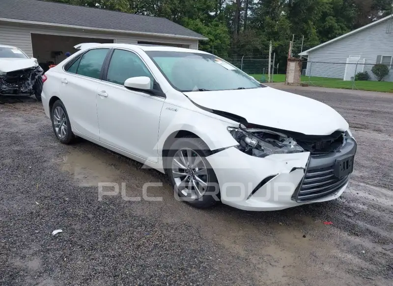 2017 Toyota CAMRY photo
