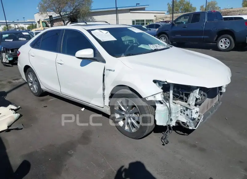 2017 Toyota CAMRY фото