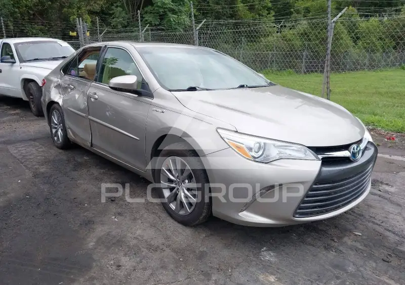 2017 Toyota CAMRY фото