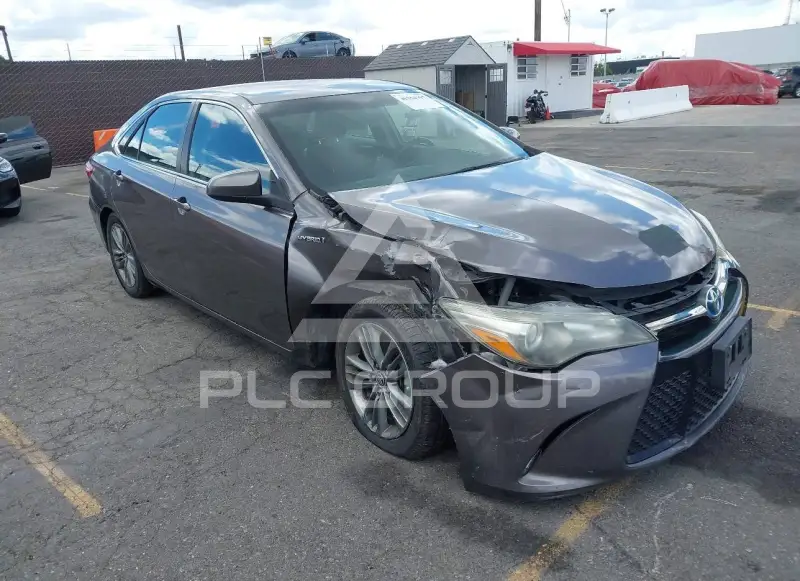 2017 Toyota CAMRY фото