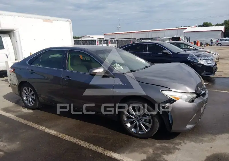 2017 Toyota CAMRY фото