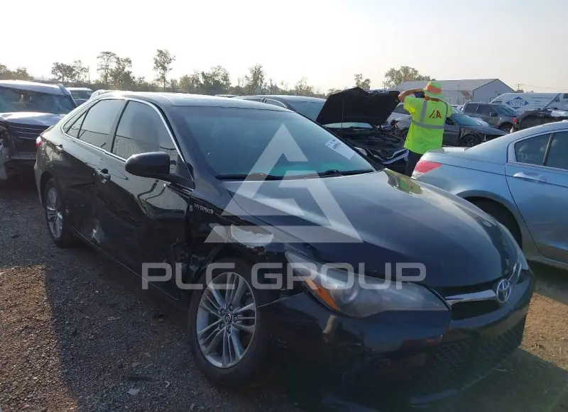2017 Toyota CAMRY фото