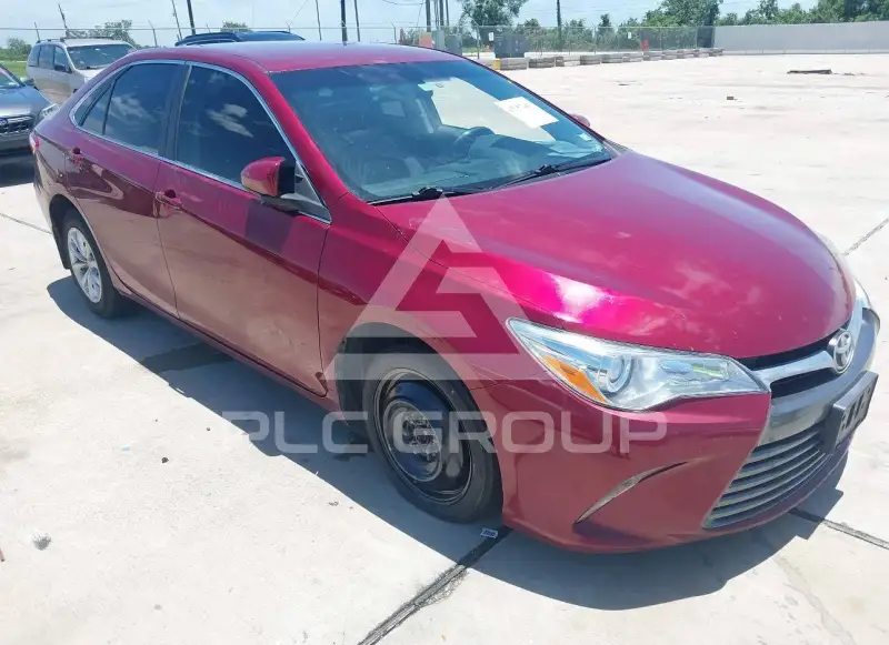 2017 Toyota CAMRY фото