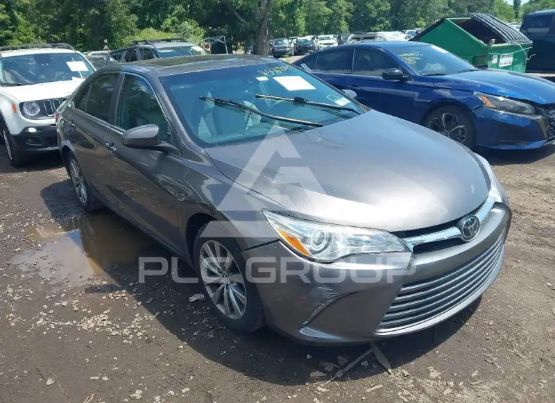 2017 Toyota CAMRY фото