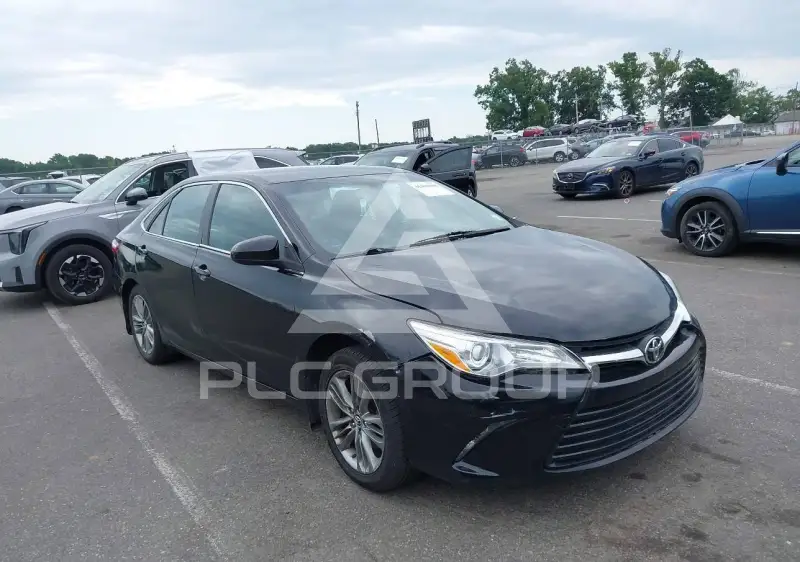 2017 Toyota CAMRY фото