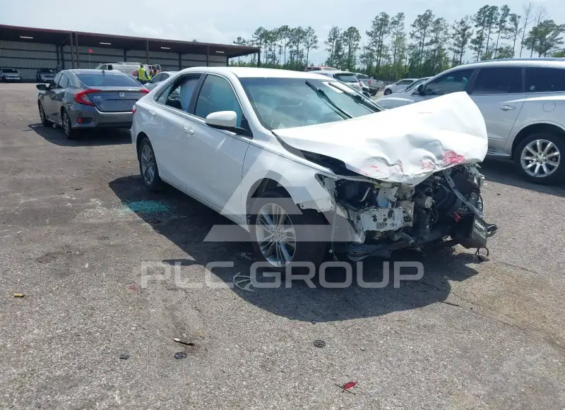 2017 Toyota CAMRY фото