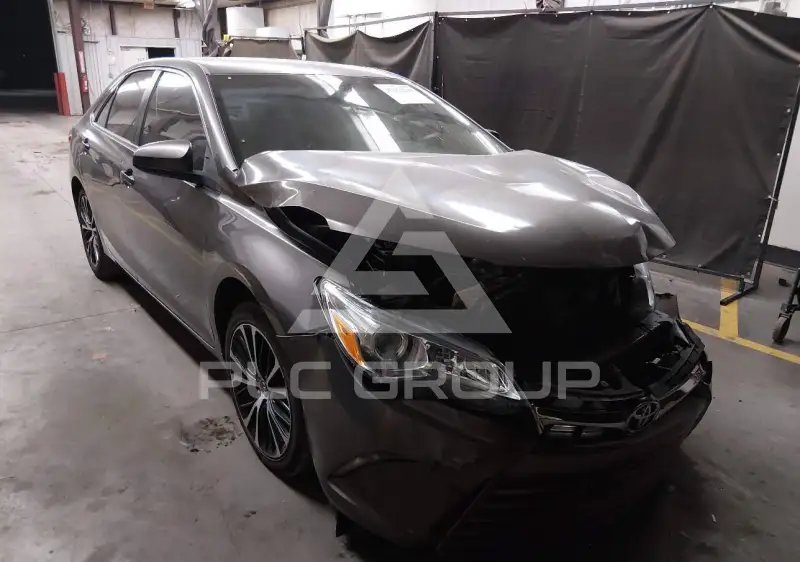 2017 Toyota CAMRY фото