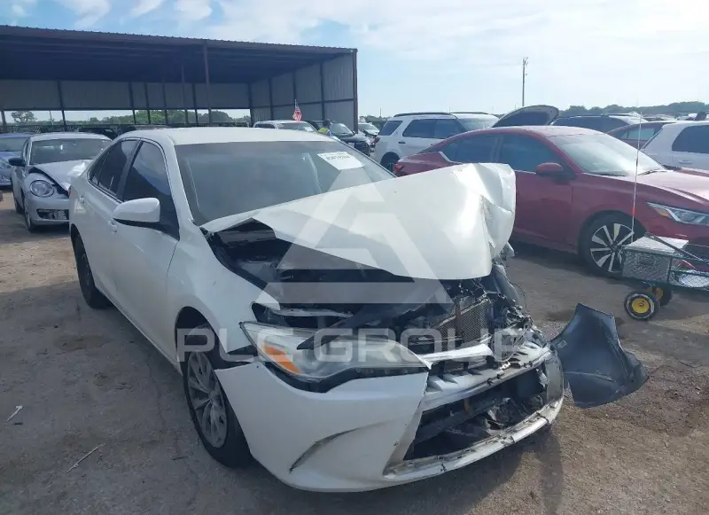 2017 Toyota CAMRY photo