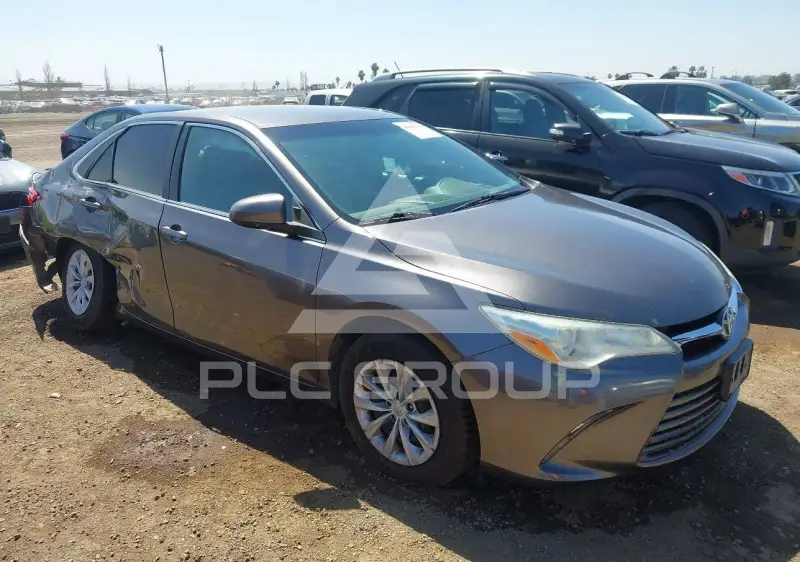 2017 Toyota CAMRY фото