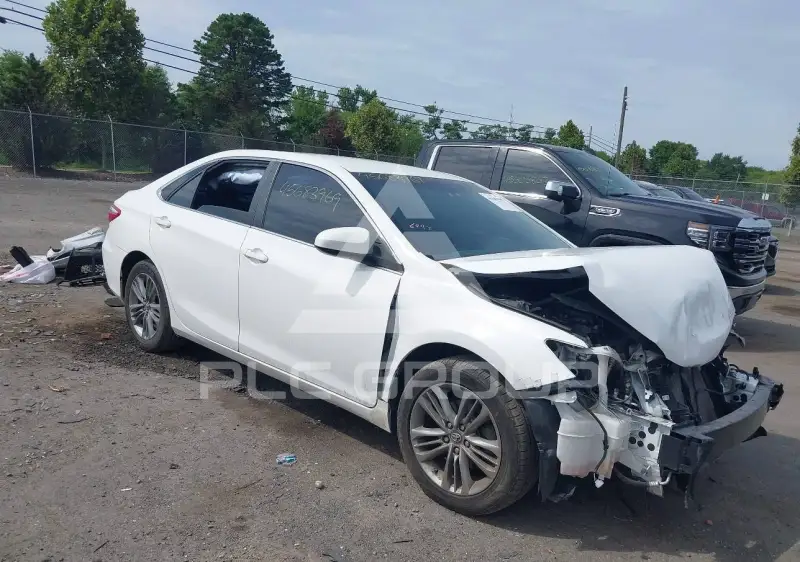 2017 Toyota CAMRY фото