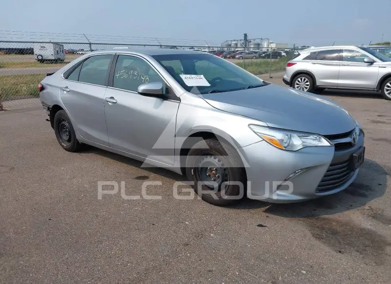 2017 Toyota CAMRY фото