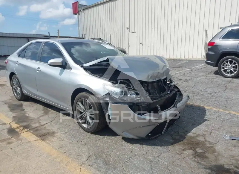 2017 Toyota CAMRY фото
